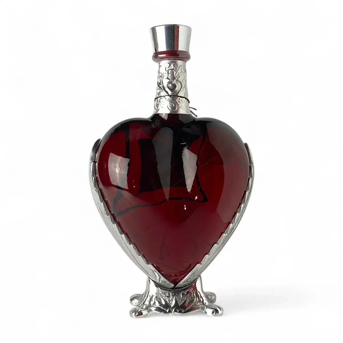 Grand Love Queen Red Heart Anejo Tequila | 1.75L