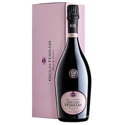 Trento Brut Rosé DOC Giulio Riserva del Fondatore 2010 Ferrari